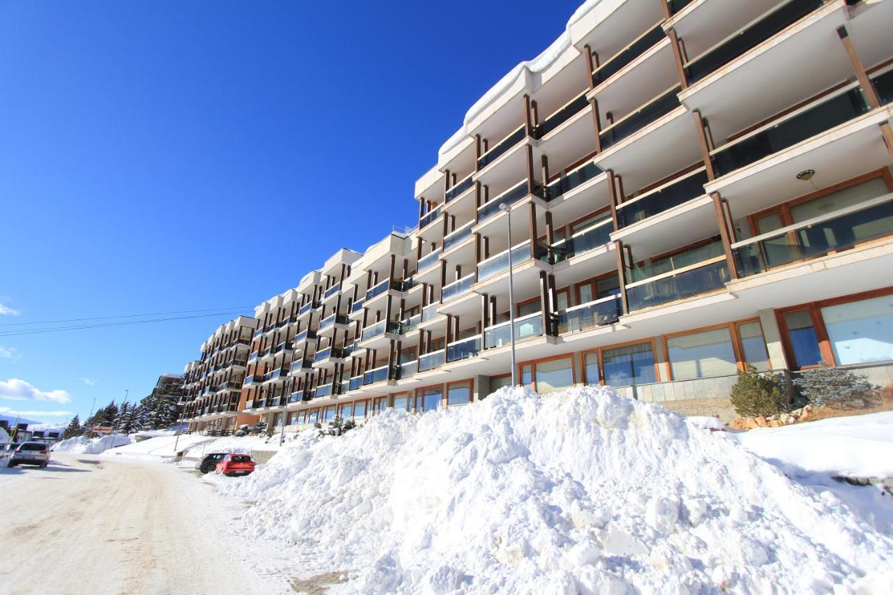 Hostdomus - Panoramic Residence Sestriere Exterior photo